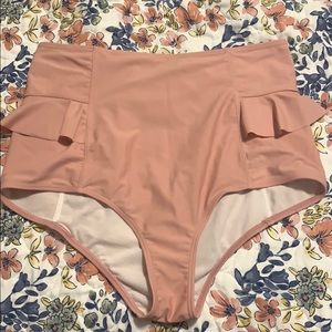 Kortni Jeane size large bottom